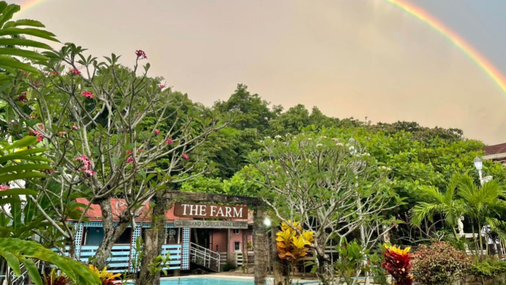 The Farm Green and Saddle Resort