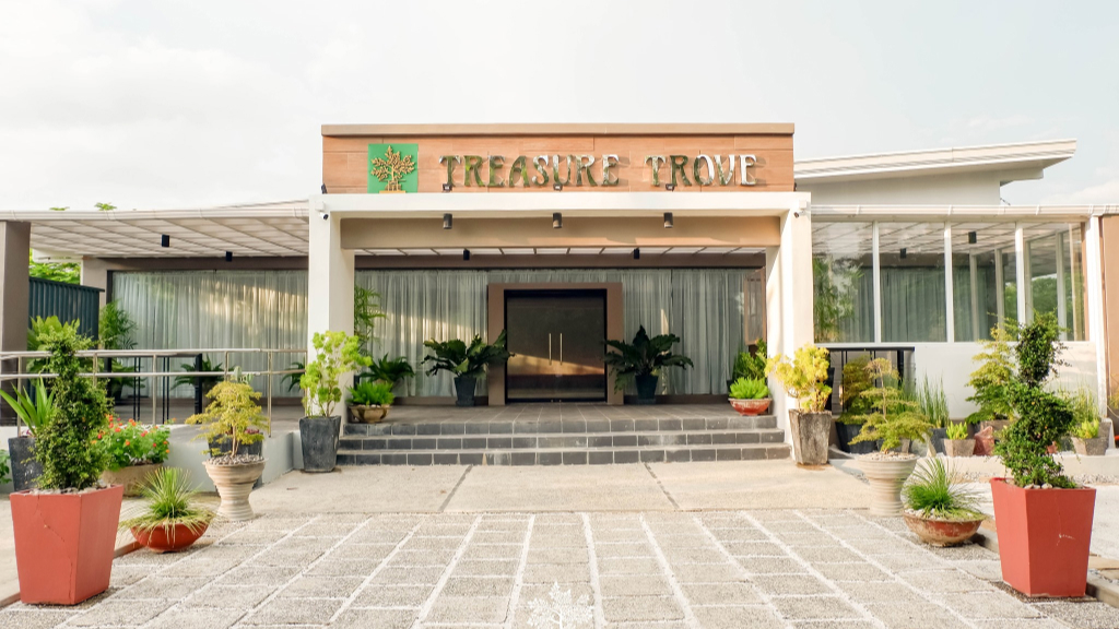 Treasure Trove Resort